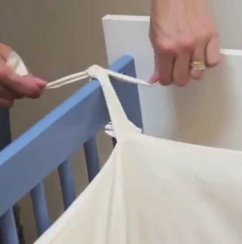 Comment faire tenir le tour de lit de bébé