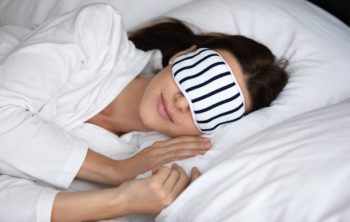 Est-ce bien de dormir avec un masque ?