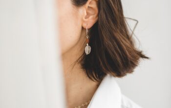 Têtes de mort : décrypter les styles et choisir les boucles d’oreilles idéales