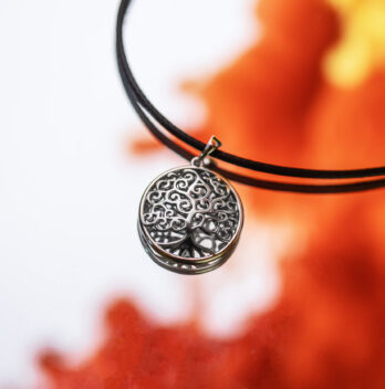 Médaille Arbre de Vie : pourquoi est-ce un bon cadeau de baptême ?