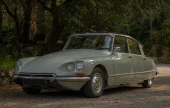 Automobiles anciennes : préserver les modèles emblématiques français